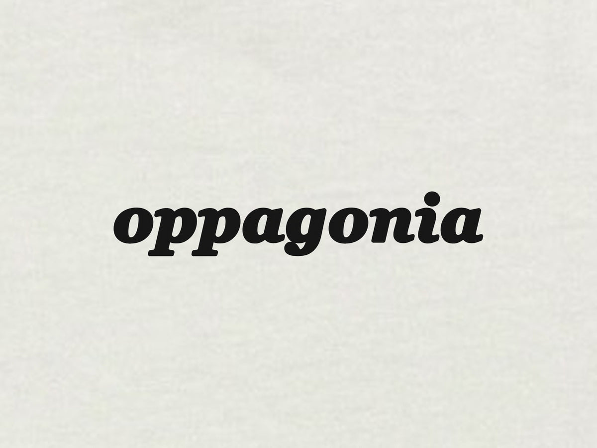 Oppagonia ホワイト フロントロゴ