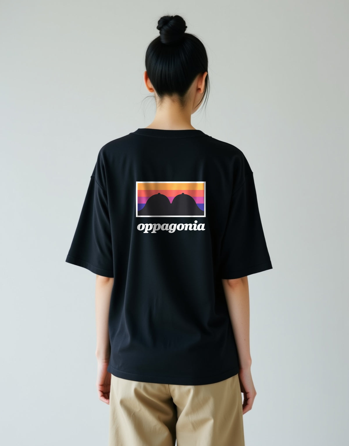 Oppagonia ブラック 着用 バック