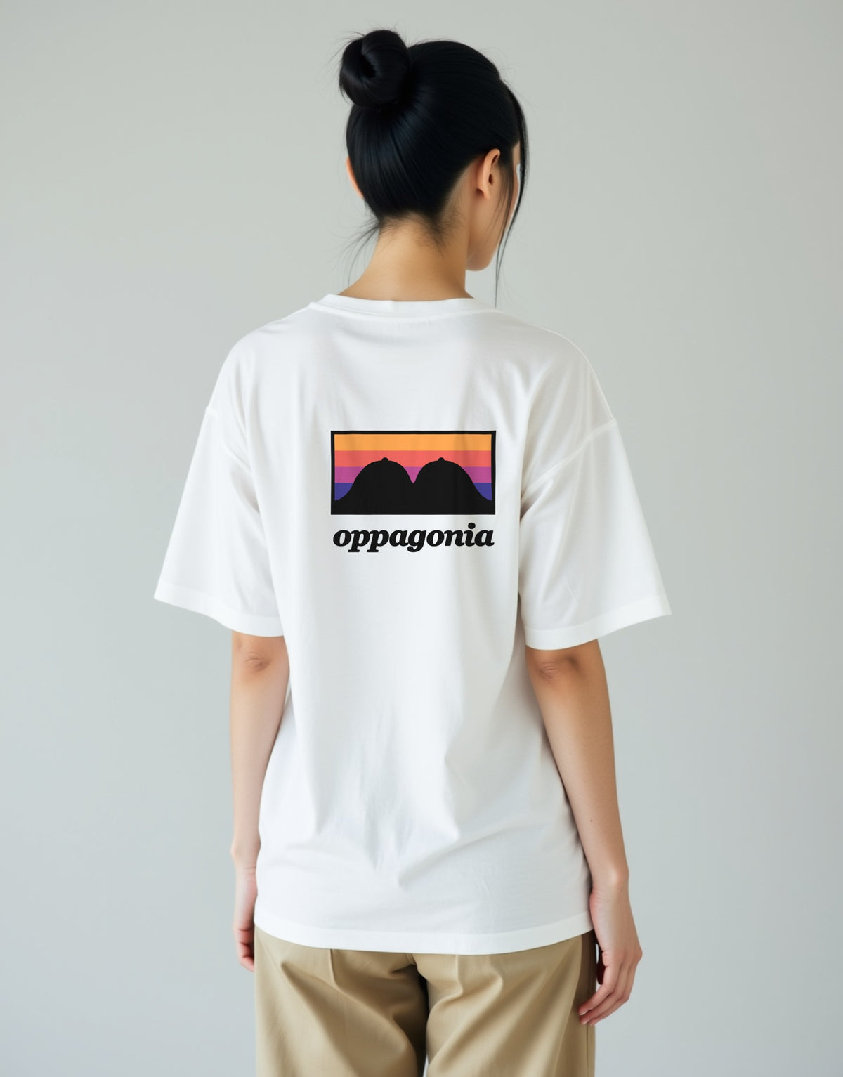 Oppagonia ホワイト 着用 バック