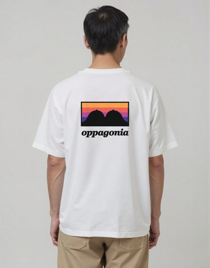 Oppagonia ホワイト 着用 バック
