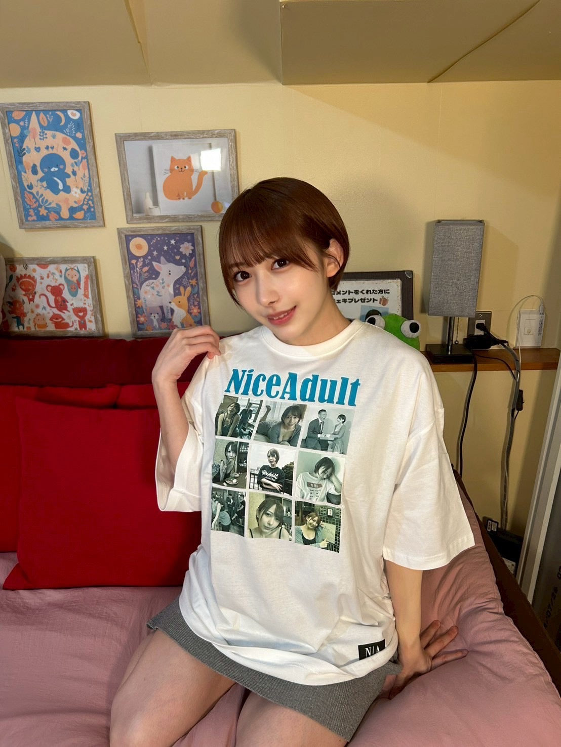 弥生みづきさん作品中着用衣装+直筆サイン入りチェキ – N⁄A STORE